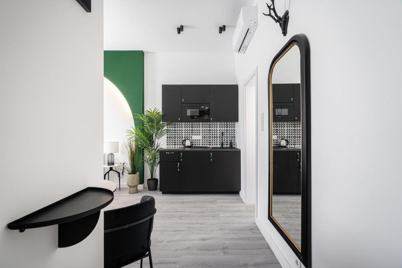 R6 - Boutique Apartments, Best Location By Bqa Budapest Eksteriør bilde